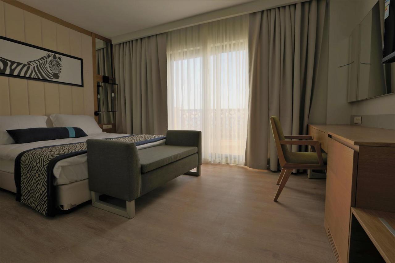 Calido Maris Hotel Ultra All Inclusive Kizilot Exterior photo