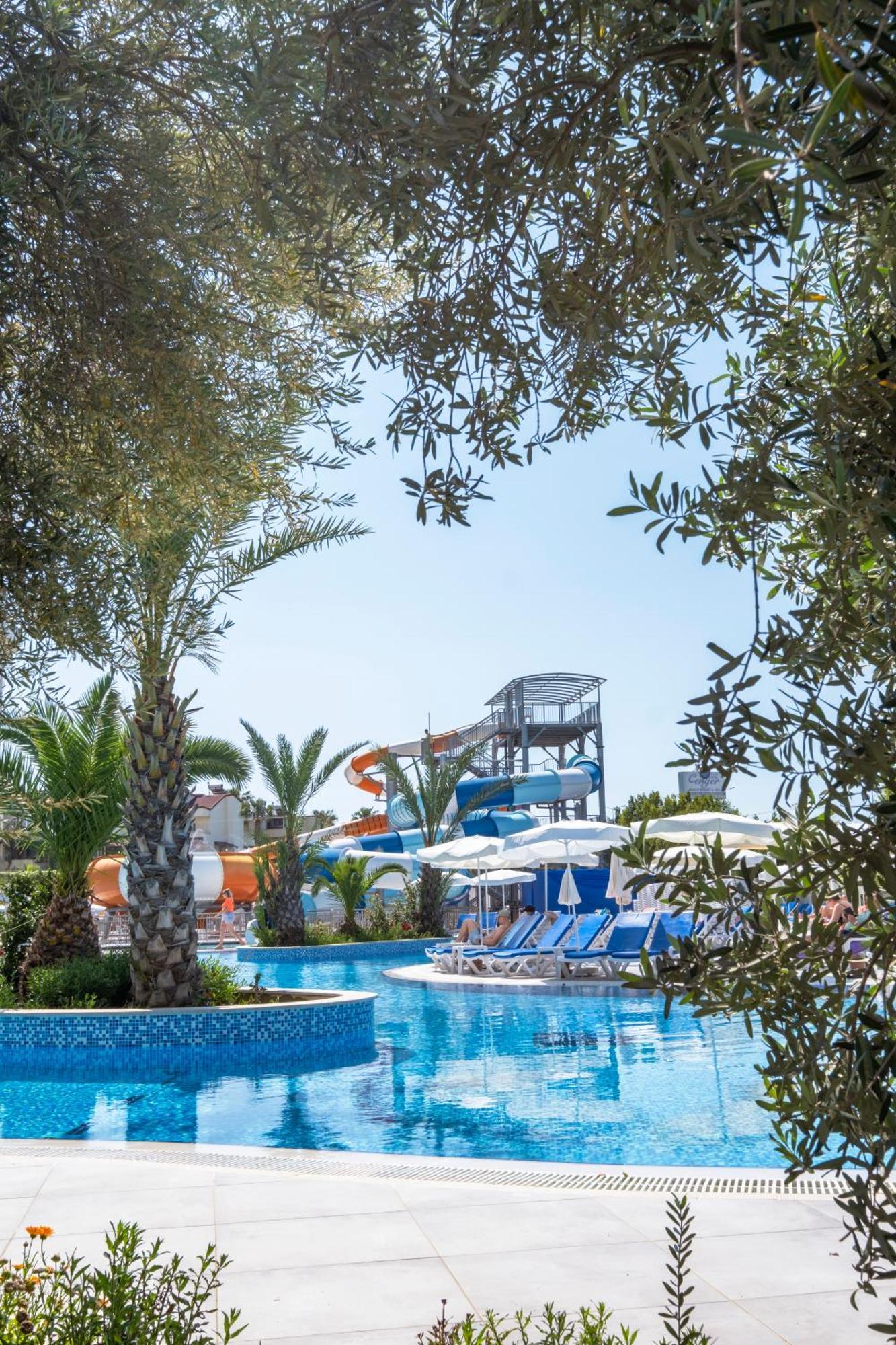 Calido Maris Hotel Ultra All Inclusive Kizilot Exterior photo