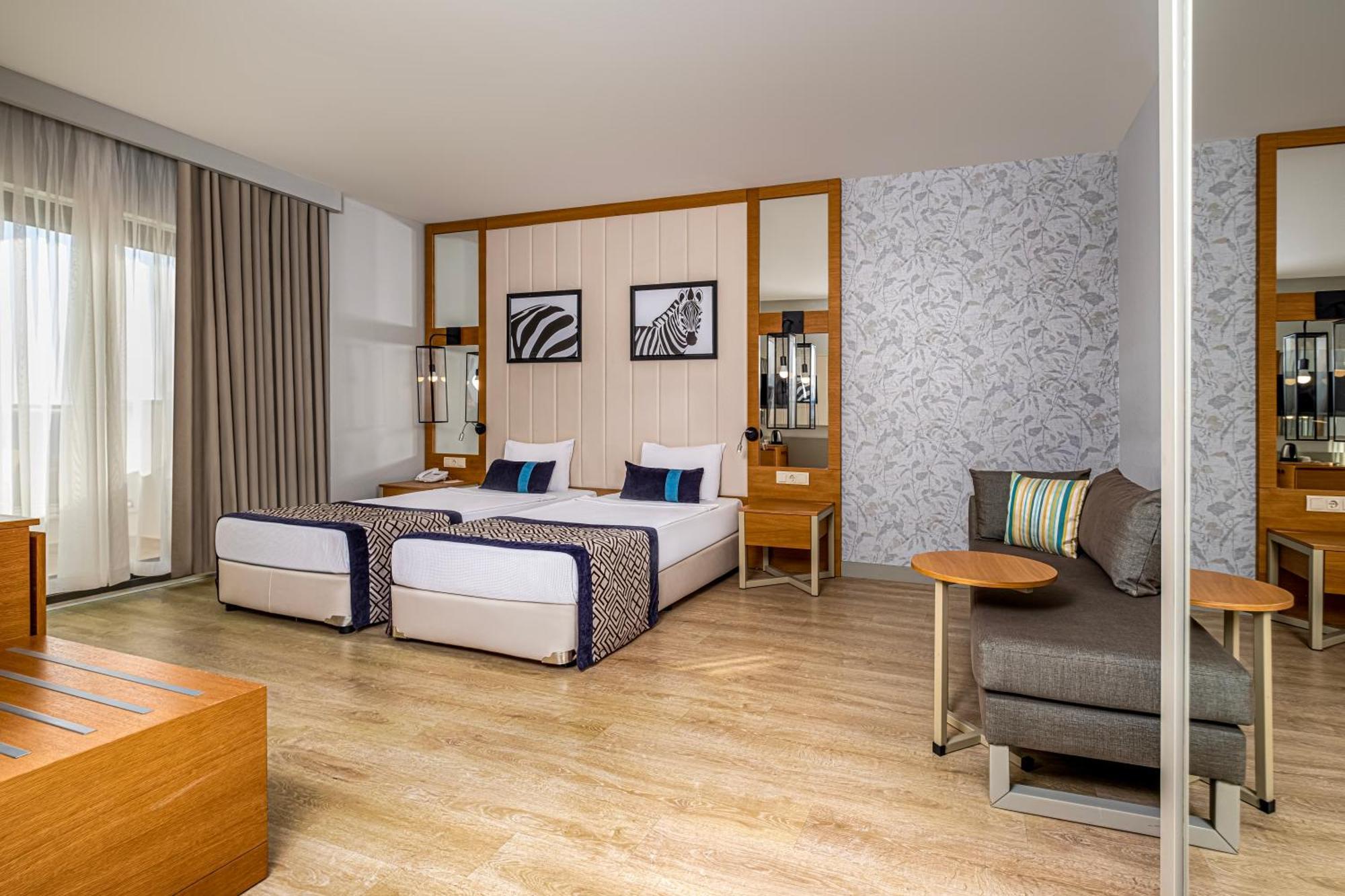 Calido Maris Hotel Ultra All Inclusive Kizilot Exterior photo